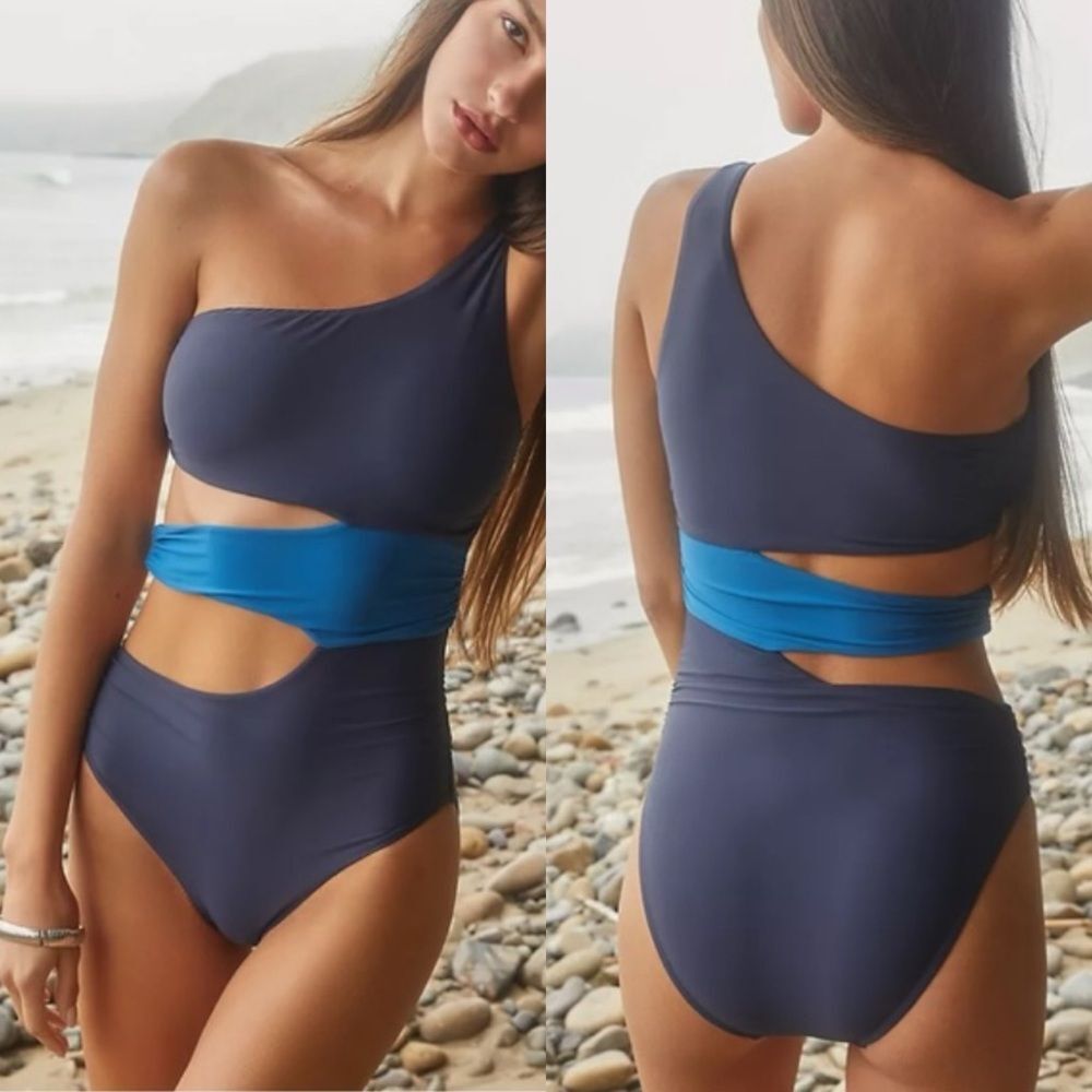Nwt Anthropologie PilyQ Colorblock navy one shoulder cutout one piece swimsuit